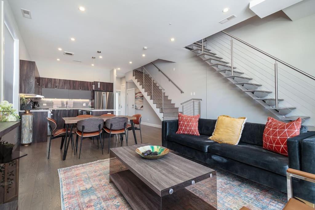 Вілла Breathtaking Downtown Penthouse A - Sleeps 11 Чикаго Екстер'єр фото