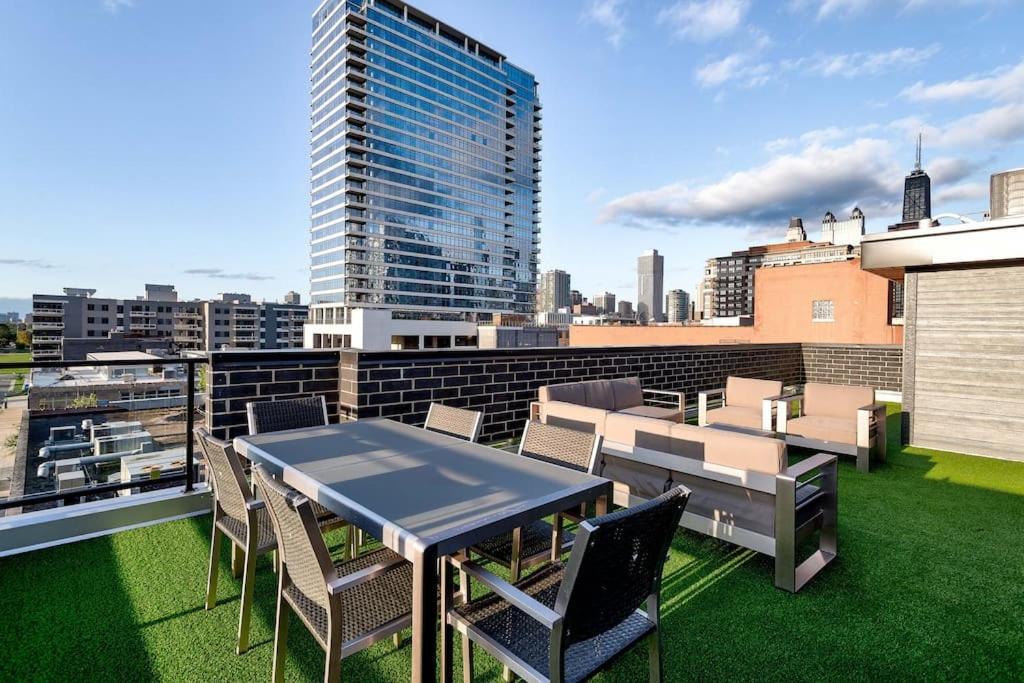 Вілла Breathtaking Downtown Penthouse A - Sleeps 11 Чикаго Екстер'єр фото